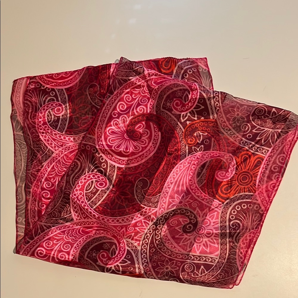 Elegant Pink Paisley Scarf